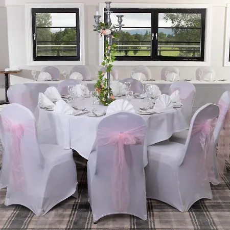 Crowwood And Alba Restaurant 3* כריסטון