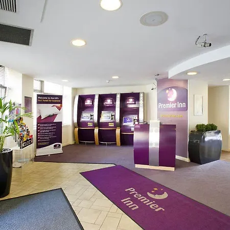 Premier - George Square 3*