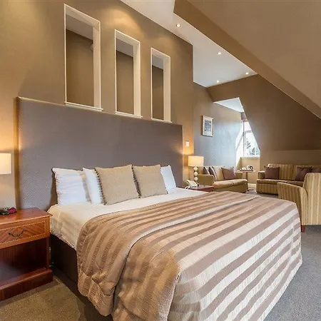 Hotel Sherbrooke Castle