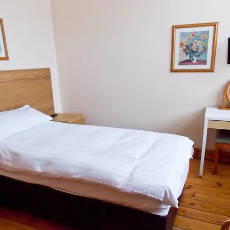 Konukevi Victorian House 3*