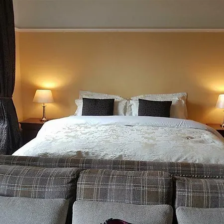 Ashtree House Hotel, Glasgow Airport & 4* Paisley