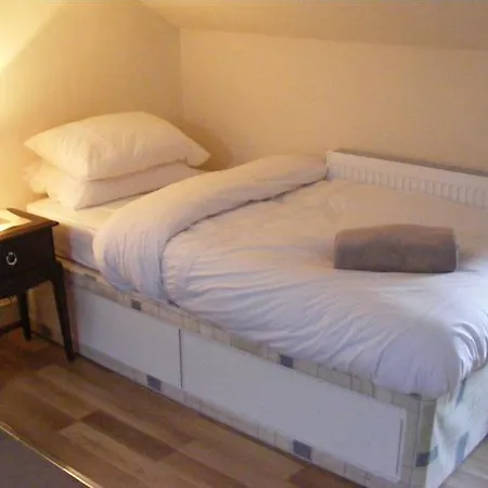 Bank Street Vr Hotel