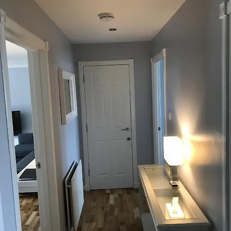 Lägenhet Flat Five, 212 Eaglesham Road, East Kilbride, Glasgow *