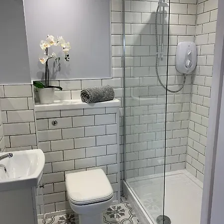 Flat One, 212 Eaglesham Road, East Kilbride, דירה גלאזגו