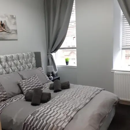 Modern Centre * Glasgow