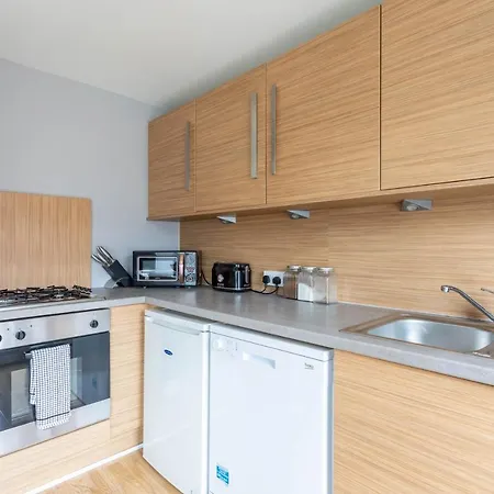 Merchant Modern 1 Bed Executive Flat Glasgow