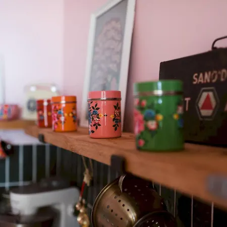 Pass The Keys Quirky, Cosy, Entire Flat In Trendy Area Apartment
