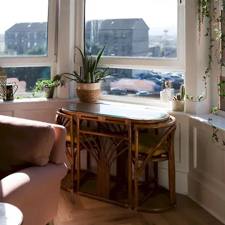 Pass The Keys Quirky, Cosy, Entire Flat In Trendy Area Apartment