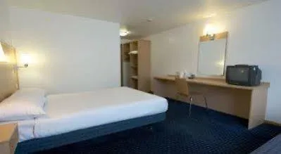 Travelodge Paisley Road Otel 3*