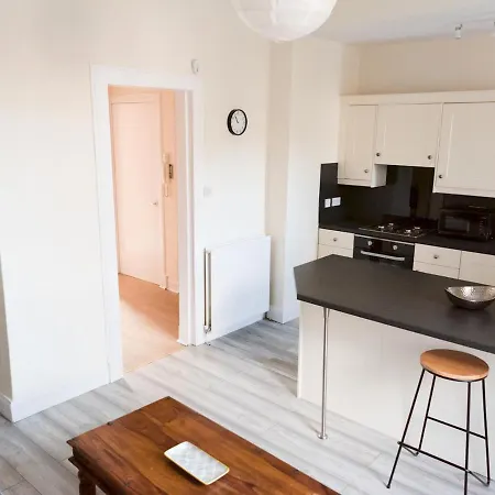 Apartamento Bright 2 Bed Ground Floor Flat Next To Byres Road *