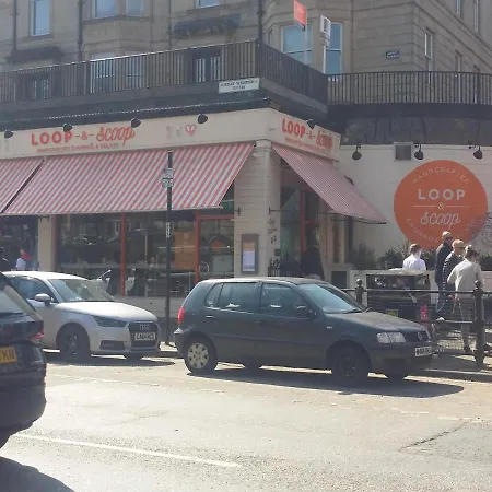 The Georgian House Konukevi