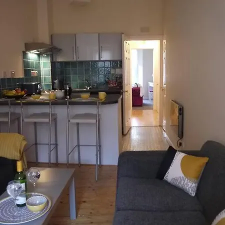 Fabulous Location, One Bedroom West End Flat, Just Off Byres Rd, Close To Sec & Hydro Lägenhet Glasgow