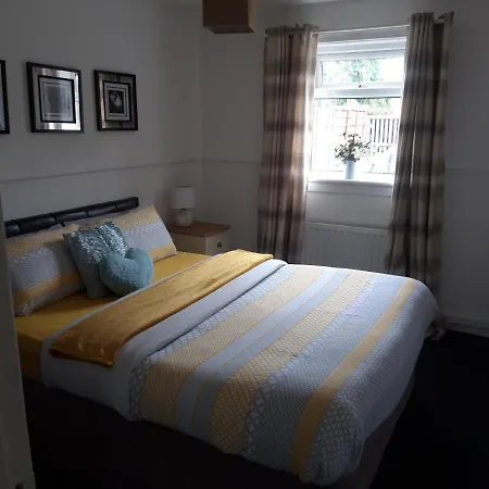 Hardgate Gardens Apartment Glasgow