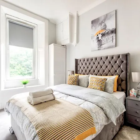 Pass The Keys Stylish 2 Bed In Heart Of West End Lägenhet *