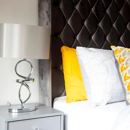 Pass The Keys Stylish 2 Bed In Heart Of West End * Glasgow