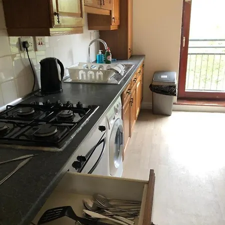 Carnarvon Street Centre Apartment