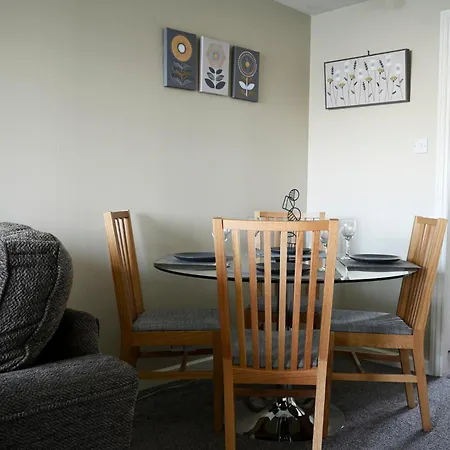 Arcview - Sec Hydro Two Bed Flat With Free Parking And Great View Glasgow