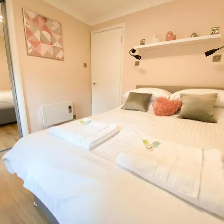 2bd City Centre - Free Private Parking Appartement *