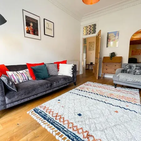 West End - Botanic Gardens * 格拉斯哥