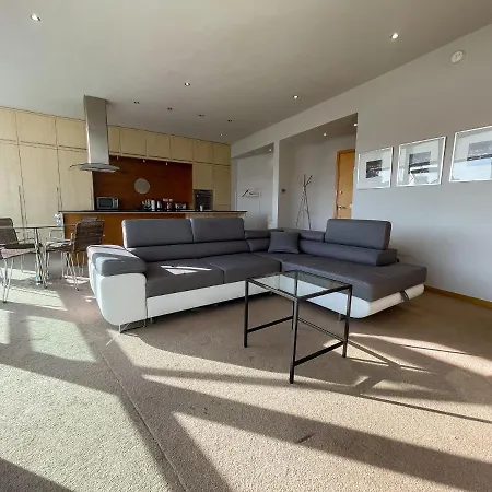 Centre 2-bed Parking Jacuzzi Bath