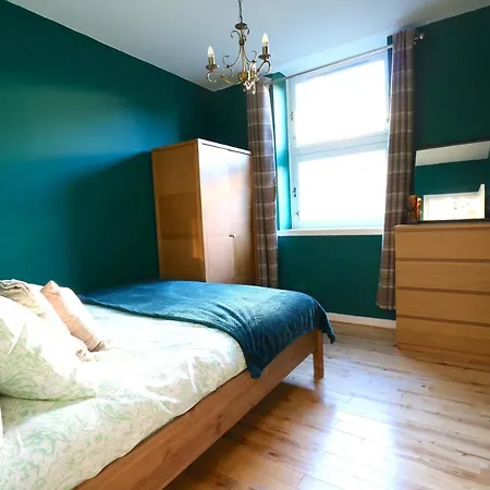 One Bed In * Glasgow