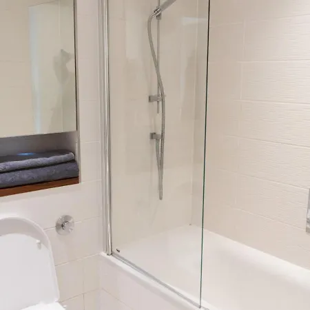 Apartment Pass The Keys Lovely New 1-bedroom Harbour River View