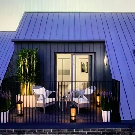 Sec Hydro Executive Triplex Townhouse, Central, 3 Bedrooms/3 Bathrooms, 1 Living Room/kitchen, 3 Floors, Master Bed's Terrace, Main Door, Garden, Ferienhaus