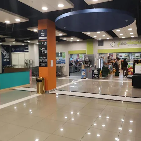 Wallace Han/Misafirhane *