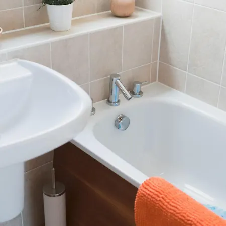 Daire Lovely 2-bed Flat Harbour Free Parking - Pass The Keys *