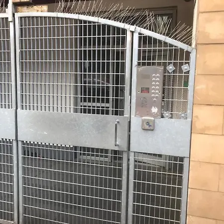 Ochiltree גלאזגו