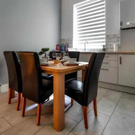 Dalhousie Upper Tatil Evi Glasgow