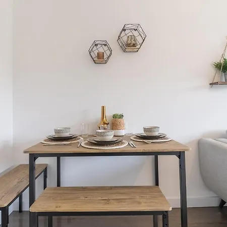 Luxury Flat In The Heart Of The Westend 公寓 *