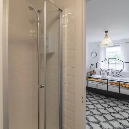 Luxury Flat In The Heart Of The Westend 格拉斯哥