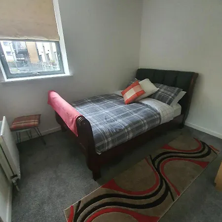 Modern Apt @tramway Theatre Apartment
