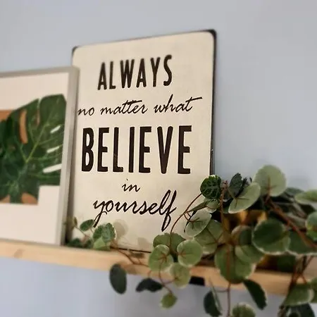 Stylish 2 Bedroom / Free Gated Parking グラスゴー