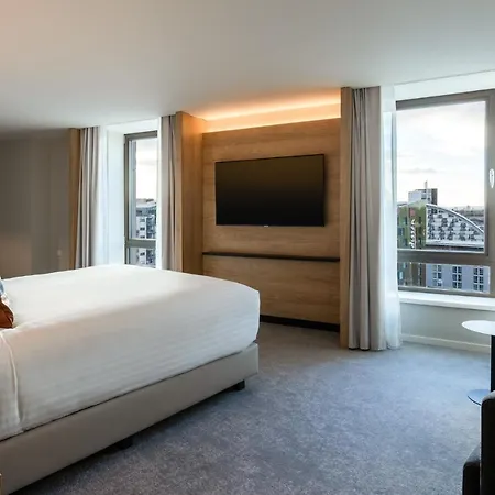 Courtyard By Marriott Sec