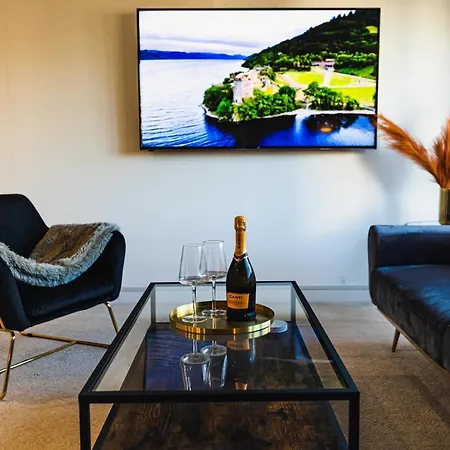 The Skyline - *private Balcony* *views* Διαμέρισμα