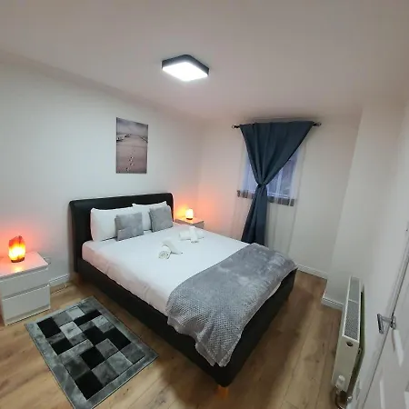 Modern House Close To * Глазго