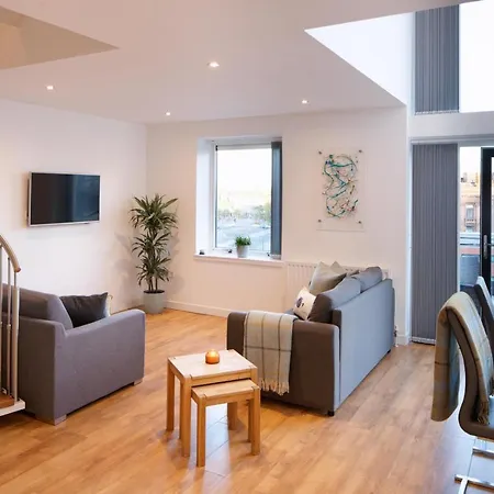 Centre With Free Secure Underground Parking Glasgow