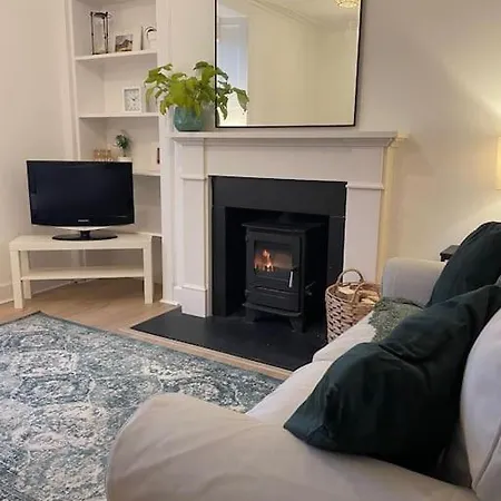 Hébergement de vacances A Cosy Two-bedroom Near Loch Lomond *