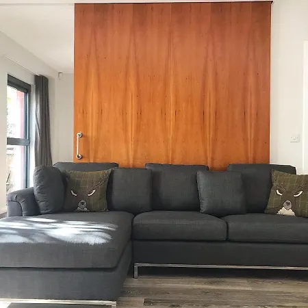 Riverside West End *