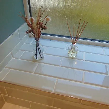 Dreamwood Cottage, Loch Lomond, Luxury Apartment.