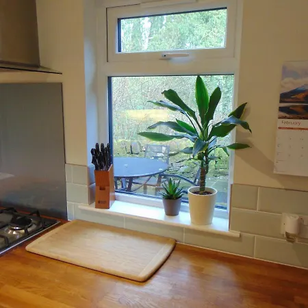 Dreamwood Cottage, Loch Lomond, Luxury Apartment. * Glasgow