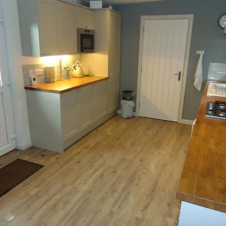 Dreamwood Cottage, Loch Lomond, Luxury Apartment. Apartmán Glasgow