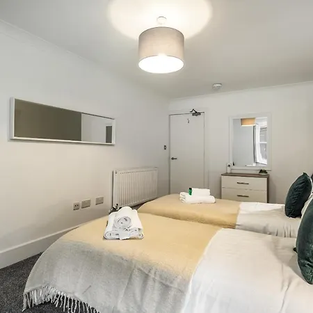 펜션 Renfrew 4-bed Flat 글라스고
