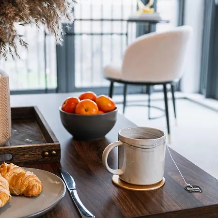 The Lusso - 2br - A 5* Escape Like No Other Apartamento *