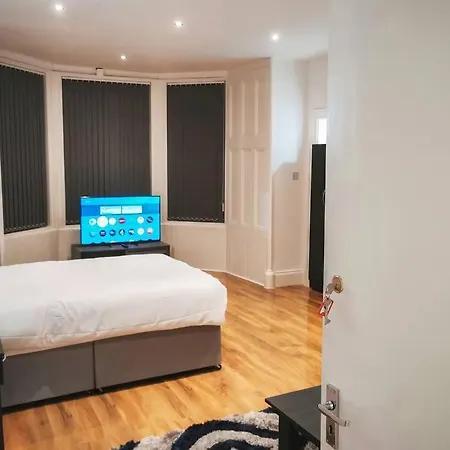 Lejlighed S.h Glasgow