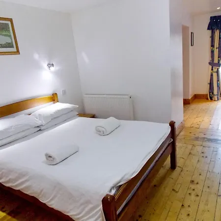 Victorian House 3* Glasgow