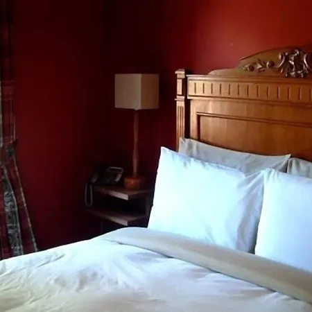 Ashtree House Hotel, Glasgow Airport & Hotel Paisley