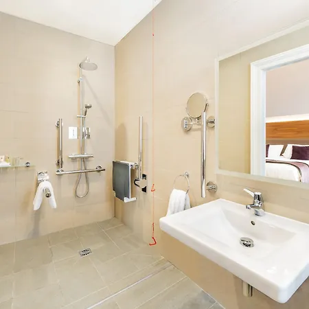 Millennium Hotel 4*